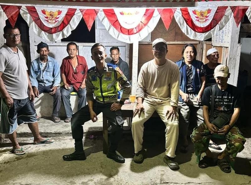 Bhabinkamtibmas Rutin Lakukan Kegiatan Sambang Dialogis Guna Pelihara Kedekatan dengan Warga Desa Sukaluyu