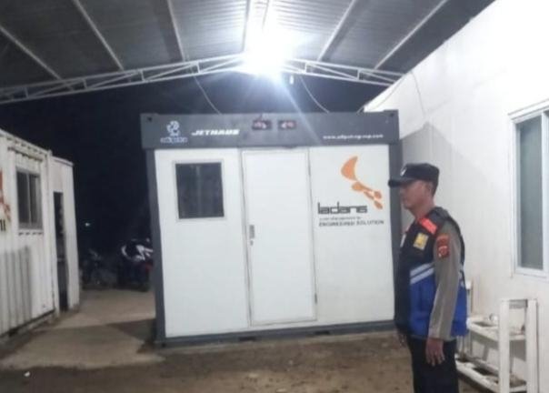 Ps Kanit Binmas Polsek Pakisjaya Patroli Cegah Kejahatan Di Area PT Indosat Tbk