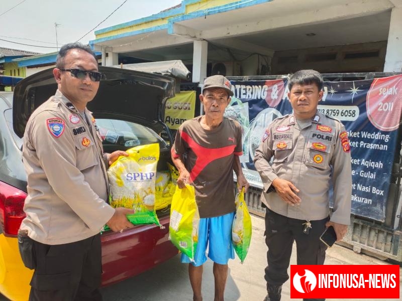 Polsek Purwasari Edarkan Beras SPHP Dengan Harga Murah Untuk Masyarakat secara Door To Door