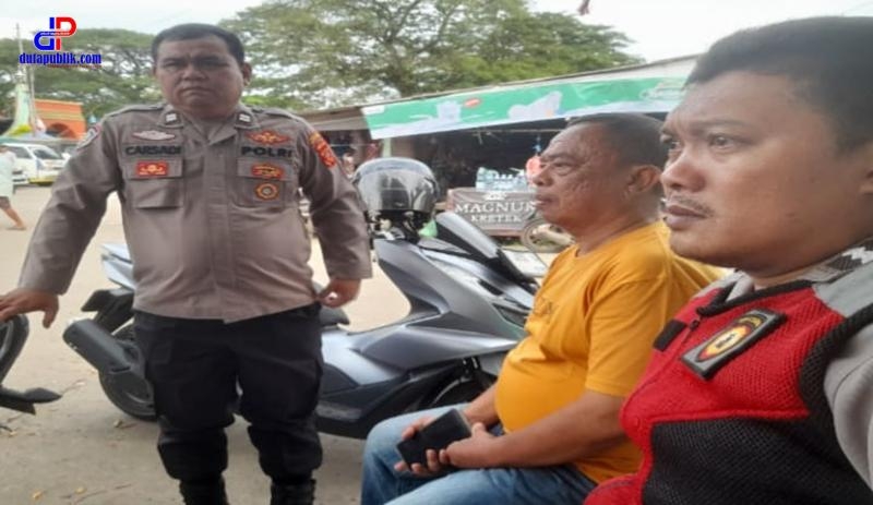 Personel Polsek Lemahabang Sosialisasikan Pelarangan Knalpot Tidak Sesuai Spesifikasi Teknis Di Situs Budaya Makam Syekh Quro