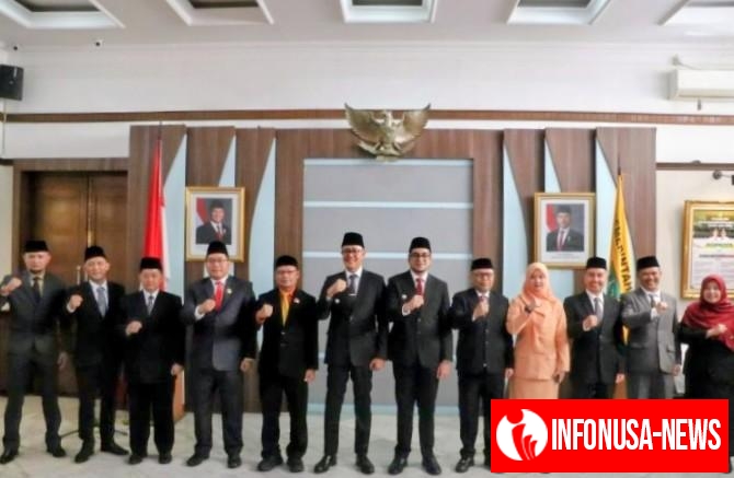 Wali Kota Sukabumi Ayep Zaki Melantik Pejabat Pimpinan Tinggi Pratama dan Direktur Perumda BPR