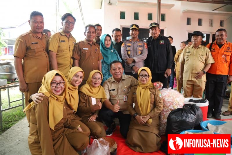 Kapolres Karawang Dampingi Forkopimda Tinjau Dapur Umum Desa Karangligar