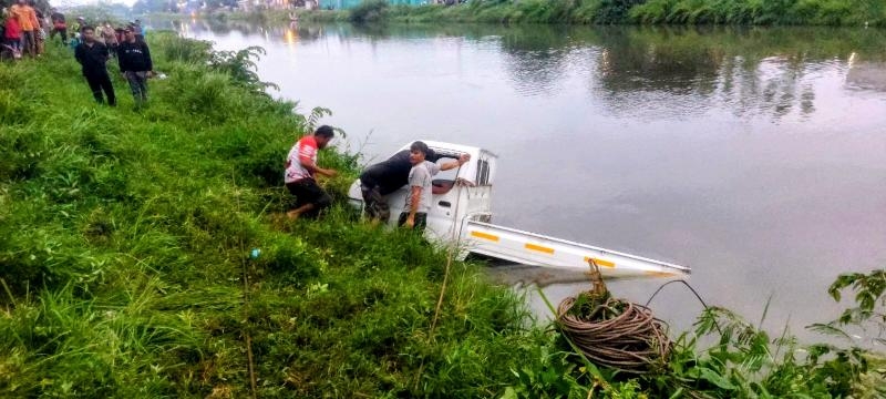 Polres Karawang Tangani Laka Lantas Tunggal di Jembatan Belendung, Pengemudi Meninggal Dunia