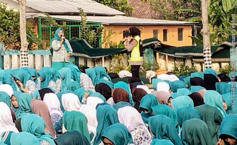 Kapolsek Jatisari Ajak Pelajar Kenali Bahaya Kenakalan Remaja dan Narkoba