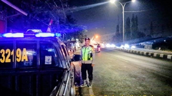 Patroli Personel Polsek Klari Laksanakan Patroli Perbatasan Antara Klari dan Purwasari