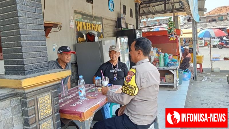 Momen Bhabinkamtibmas Sambangi Warung Kopi, Ngobrol Santai Bersama Warga