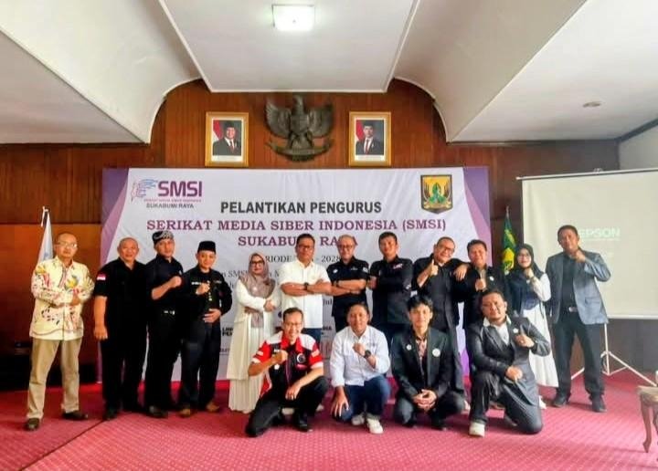 Pelantikan SMSI Sukabumi Raya, Diskominfosan Ajak Perkuat Sinergi Media demi Tingkatkan Literasi Publik