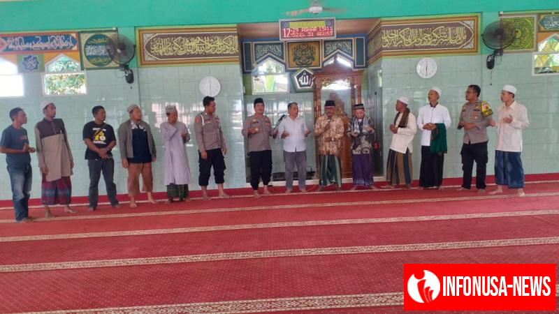 Kapolsek Tempuran bersama Camat Kecamatan Tempuran melaksanakan Doa Bersama untuk Alm. Affan Kurniawan dan keselamatan Bangsa.