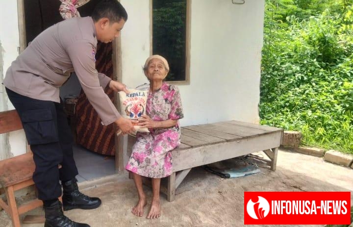 Mak Rosih, Nenek Tuna Netra di Desa Walahar didatangi Bhabinkamtibmas Po?sek Klari