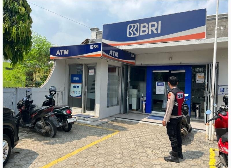Polsek Pangkalan Laksanakan Patroli Wilayah, Jaga Kondusifitas pada Unit Cabang Perbankan