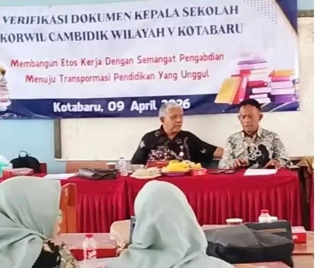 Verifikasi Dokumen Kepsek, Awal Penguatan Pendidikan di Kotabaru