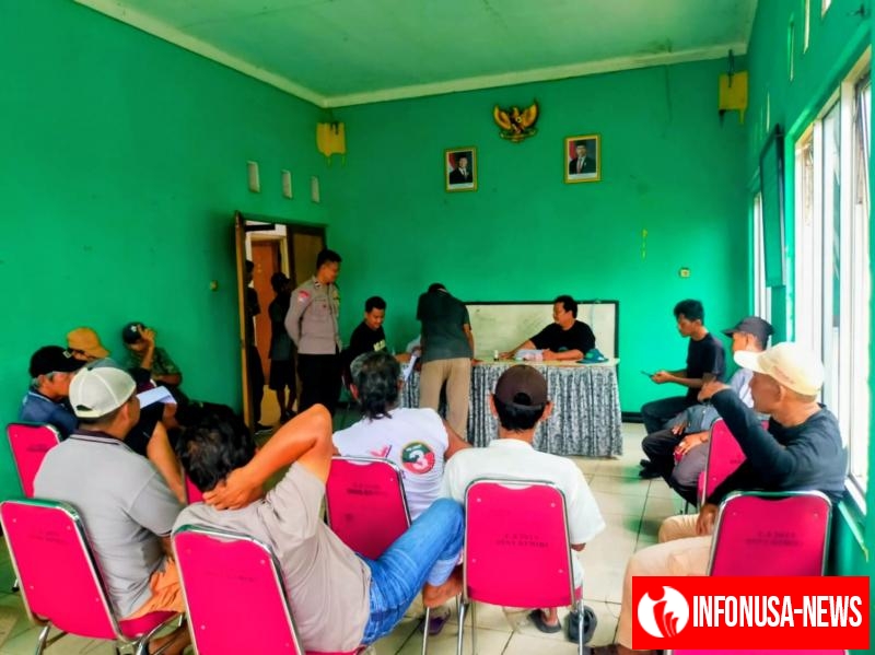 Bhabinkamtibmas Polsek Rengasdengklok, Melaksanakan Kegiatan Monitoring Pembagian BLTS