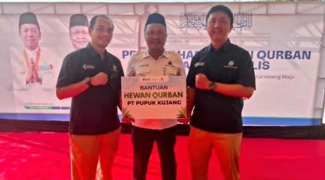 PT. Pupuk Kujang Cikampek Salurkan 54 Hewan Kurban, Perkuat Kepedulian Sosial untuk Warga Karawang 