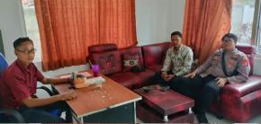 Bhabinkamtibmas Polsek Rengasdengklok, Giat Sambang Desa Binaan Dan SampaikanPesan Kamtibmas