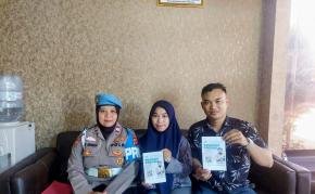 Polsek Purwasari Sosialisasi QR Barcode Propam Mabes Polri ke Warga Secara Masif