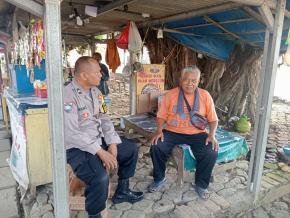 Bhabinkamtibmas Polsek Telagasari Sebarkan Himbauan Waspada TPPO