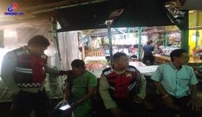 Patroli Dialogis Personel Polsek Lemahabang Imbau Warga Desa Pulokalapa Untuk Tetap Pertahankan Kamtibmas