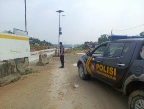 Polsek Pangkalan Berikan Keamanan dan Ketertiban di Lokasi Proyek Tol Japek 2, melalui Patroli Preventif