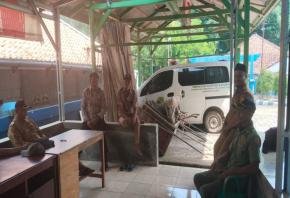Polisi di Pangkalan Laksanakan Giat Sambang Humanis, Sapa Warga Kampung Karajan