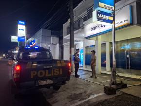 Cegah Potensi Kejahatan Perbankan Jadi Prioritas Monitoring Personil Polsek Tegalwaru Pada Patroli Malam