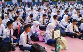 SPP untuk Siswa Mampu di SMA/SMK Negeri Jabar Kembali Diwacanakan, Pendidikan Gratis bagi Keluarga Tidak Mampu Tetap Dipertahankan
