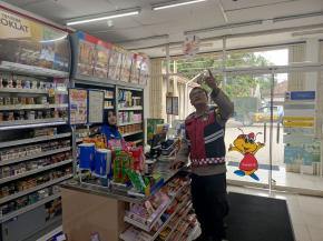 Rutin dilaksanakan Anggota Polsek Tempuran Polres Karawang, Patroli Ke pertokoan Wilayah hukumnya Antisipasi Guan Kamtibmas.