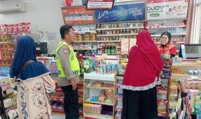 Polsek Telagasari Laksanakan Patroli Cegah C3 di Sekitar Pertokoan