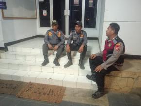 Aktifkan Kembali Giat Siskamling, Bhabinkamtibmas Polsek Telagasari Pastikan Lingkungan Kondusif