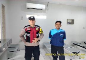 Kunjungi Bank BRI Gempol Patroli Prekat Polsek Banyusari di Siang Hari