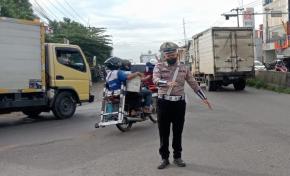 Unit Lantas Polsek Klari Aktif Terus Berikan Pelayanan Prima kepada Masyarakat