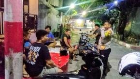 Bhabinkamtibmas Polsek Klari Sambangi Remaja, Berikan Himbauan Bahaya Judi Online