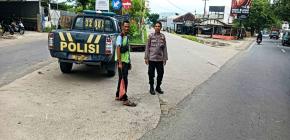 Jaga Kondusifitas, Unit Samapta Polsek Rengasdengklok Patroli Prekat Sekaligus Sambang Dialogis