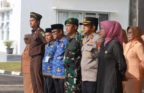 Upacara Peringatan Hari Bela Negara ke-77 Tahun 2025, Wabup Kuningan Tuti Andriani Tegaskan Bela Negara Dimulai dari Pengabdian Sehari-hari