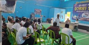 Hadiri minggon Desa, Bhabinkamtibmas Polsek Rengasdengklok, Sampaikan Himbauan Kamtibmas