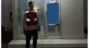Personel Polsek Lemahabang Laksanakan Patroli Prekat Malam