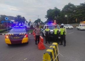 Antisipasi Kejahatan Jalanan, Polisi Laksanakan Patroli Preventif di Bundaran Hotel Mercure