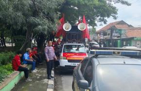 Polres Karawang Amankan Aksi Unjuk Rasa Serikat Buruh, UMK 2026 Naik 5,13%