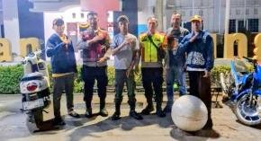 Patroli Dialogis Bhabinkamtibmas Polsek Lemahabang Imbau Warga Desa Karangtanjung Tetap Pertahankan Kamtibmas