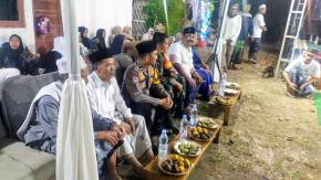 Bhabinkamtibmas Bersama Babinsa Desa Pangulah Baru Kompak Hadiri Kegiatan Maulid Nabi