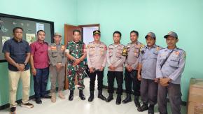 Kapolsek Kotabaru Pimpin Langsung Pengamanan Hari Natal Pastikan Ibadah Berjalan Aman dan Lancar