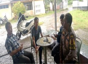 Brigadir Alpian Gelar Jumat Curhat, Polisi Banyusari Dengarkan Keluhan Warga