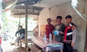 Polsek Pangkalan Laksanakan Sosialisasi Pengaduan Cepat Propam Polri Kepada Warga Cicangor