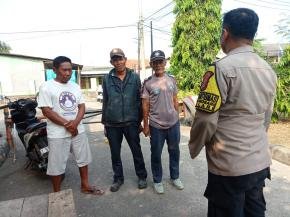 Bhabinkamtibmas Polsek Klari Ingatkan Warga Cibalongsari Jaga Kamtibmas Lingkungan
