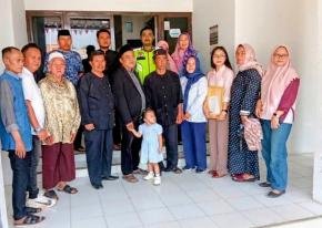 Personil Polsek Tegalwaru Giat PAM Bakal Calon Kades di Desa Cintalanggeng