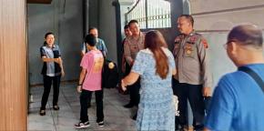 Dalam Kegiatan Minggu Kasih, Polsek Rengasdengklok Dengarkan Saran dan Keluhan Jemaat Gereja Bethel Indonesia