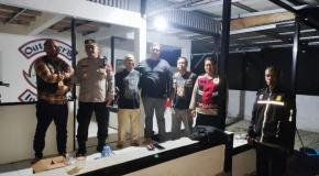 Jaga Kamtibmas di Bulan Ramadhan, Kapolsek Klari Patroli Malam Ngariung Bareng Warga