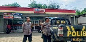 Ciptakan Situasi Kamtibmas Aman dan Kondusif, Polsek Rengasdengklok Gelar Patroli Siang