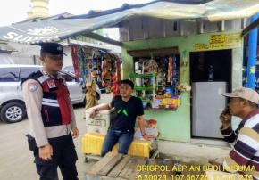 Brigadir Alpian Gelar Jumat Curhat, Polisi Banyusari Dengarkan Keluhan Warga