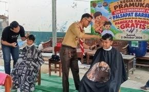 SDN Palumbonsari IV Hadirkan Pangkas Rambut Gratis, Tanamkan Kebiasaan Hidup Bersih Sejak Dini