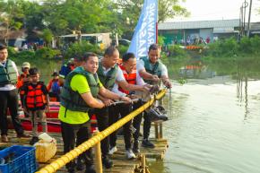 Mancing Gratis Meriahkan Hari Jadi Karawang ke-392, Ribuan Warga Antusias Ikuti Kegiatan
